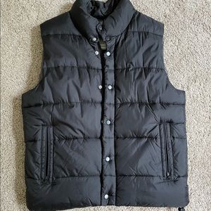 Men’s Black Puffer Vest